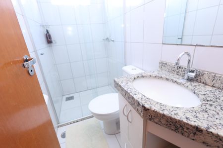 Apartamento para alugar com 68m², 2 quartos e 1 vagaBanheiro Social