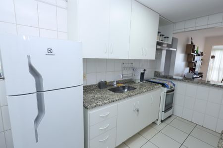 Apartamento para alugar com 68m², 2 quartos e 1 vagaCozinha