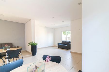 Apartamento à venda com 38m², 2 quartos e sem vagaÁrea comum - Salão de festas