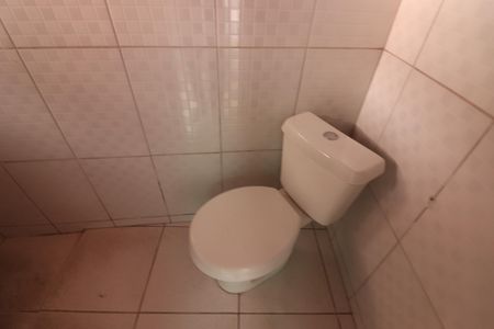 Casa à venda com 126m², 3 quartos e 2 vagasBanheiro Social 
