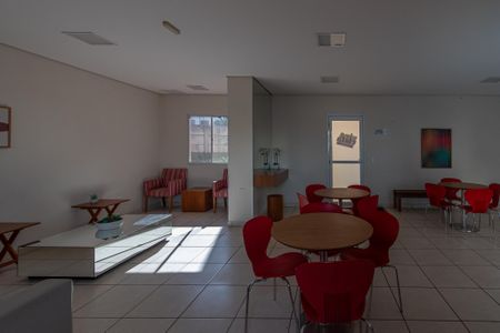 Apartamento para alugar com 52m², 2 quartos e 1 vagaÁrea comum - Salão de festas