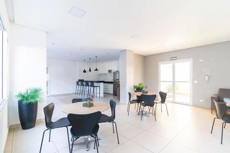 Apartamento à venda com 40m², 2 quartos e sem vagaÁrea comum - Salão de festas