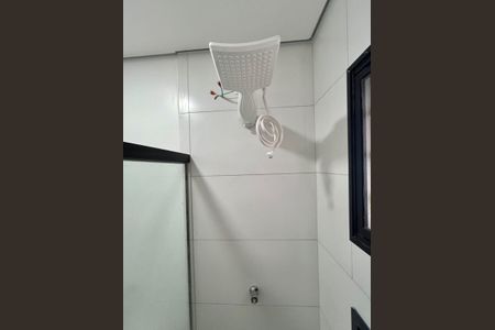 Banheiro de kitnet/studio para alugar com 1 quarto, 15m² em Jardim Proença, Campinas