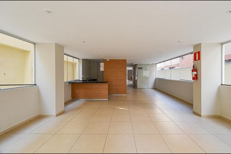 Apartamento para alugar com 65m², 2 quartos e 1 vagaÁrea comum - Salão de festas