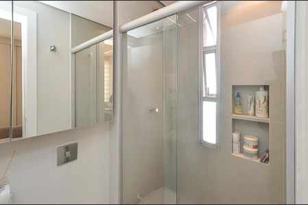 Apartamento para alugar com 65m², 2 quartos e 1 vagaBanheiro Suíte 2