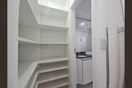 Apartamento para alugar com 52m², 2 quartos e 1 vagaCloset da suíte