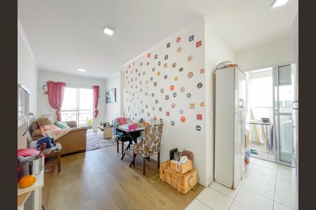 Sala de apartamento à venda com 2 quartos, 55m² em Jaguaribe, Osasco