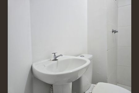 Apartamento à venda com 44m², 2 quartos e 1 vagaBanheiro Social