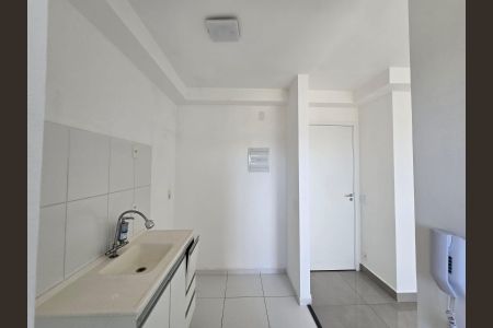 Apartamento à venda com 44m², 2 quartos e 1 vagaCozinha e Área de Serviço