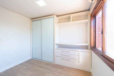 Apartamento à venda com 230m², 4 quartos e 2 vagas
