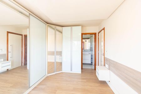 Apartamento à venda com 230m², 4 quartos e 2 vagas