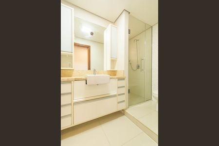 Apartamento à venda com 230m², 4 quartos e 2 vagas