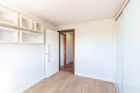 Apartamento à venda com 230m², 4 quartos e 2 vagas