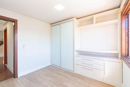 Apartamento à venda com 230m², 4 quartos e 2 vagas