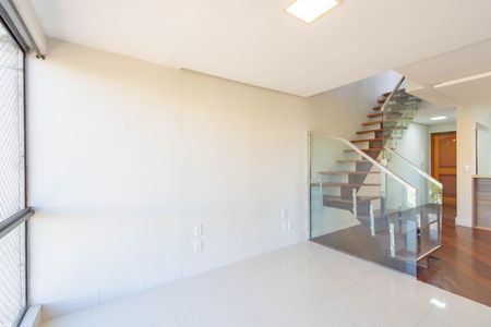 Apartamento à venda com 230m², 4 quartos e 2 vagas