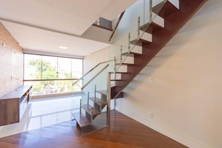 Apartamento à venda com 230m², 4 quartos e 2 vagas