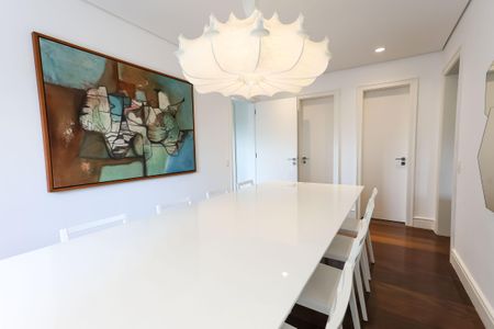 Apartamento à venda com 407m², 4 quartos e 5 vagasSala de Jantar