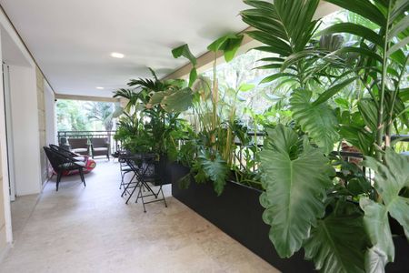 Apartamento à venda com 407m², 4 quartos e 5 vagasVaranda