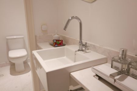 Apartamento à venda com 407m², 4 quartos e 5 vagasLavabo