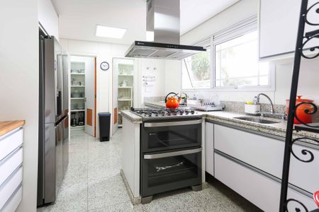 Apartamento à venda com 407m², 4 quartos e 5 vagascozinha