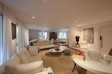 Apartamento à venda com 407m², 4 quartos e 5 vagasSala 