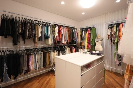 Apartamento à venda com 407m², 4 quartos e 5 vagassuíte 1