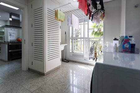 Apartamento à venda com 407m², 4 quartos e 5 vagasÁrea de Serviço