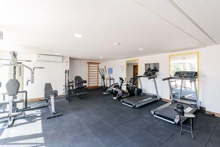 Apartamento para alugar com 44m², 1 quarto e 2 vagas