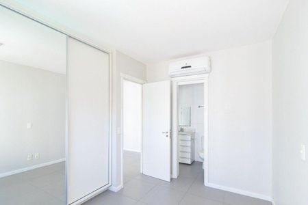 Quarto  de apartamento para alugar com 1 quarto, 44m² em Boa Vista, Porto Alegre