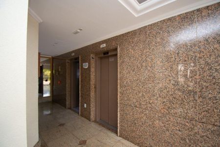 Apartamento para alugar com 44m², 1 quarto e 2 vagas