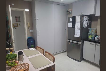 Apartamento à venda com 90m², 3 quartos e 1 vagaCozinha