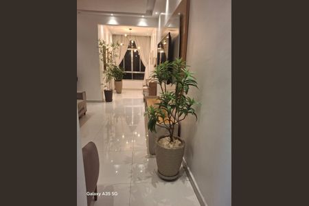 Apartamento à venda com 90m², 3 quartos e 1 vagaSala