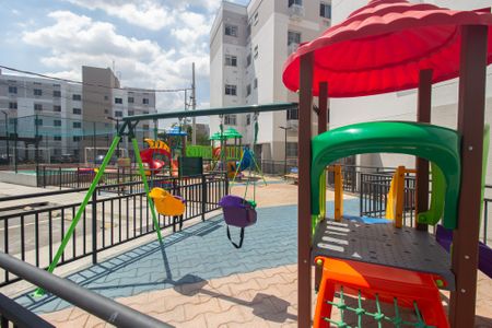 Apartamento para alugar com 42m², 2 quartos e sem vagaÁrea comum - Playground