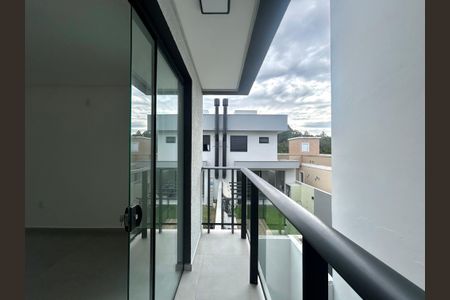 Varanda  de kitnet/studio para alugar com 1 quarto, 30m² em Campeche Central, Florianópolis