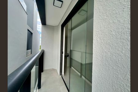 Varanda  de kitnet/studio para alugar com 1 quarto, 30m² em Campeche Central, Florianópolis