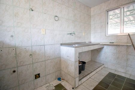 Cozinha de kitnet/studio para alugar com 1 quarto, 30m² em Vila Kosmos, Rio de Janeiro