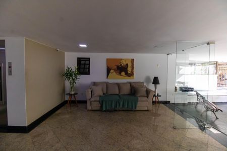 Apartamento à venda com 100m², 2 quartos e 1 vaga Apartamento à venda com 100m², 2 quartos e 1 vagaPortaria