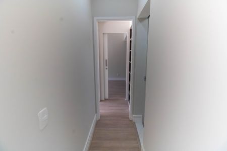 Apartamento à venda com 100m², 2 quartos e 1 vaga Apartamento à venda com 100m², 2 quartos e 1 vagaCorredor