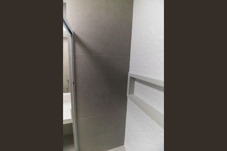 Apartamento à venda com 100m², 2 quartos e 1 vaga Apartamento à venda com 100m², 2 quartos e 1 vagaBanheiro Social