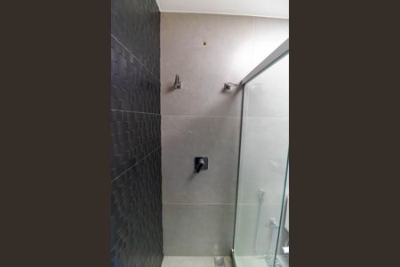 Apartamento à venda com 100m², 2 quartos e 1 vaga Apartamento à venda com 100m², 2 quartos e 1 vagaBanheiro da Suíte
