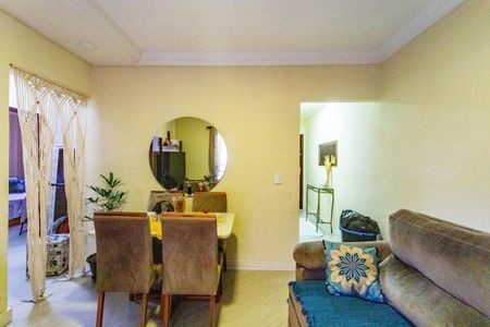 Apartamento à venda com 74m², 2 quartos e 1 vagaSala 