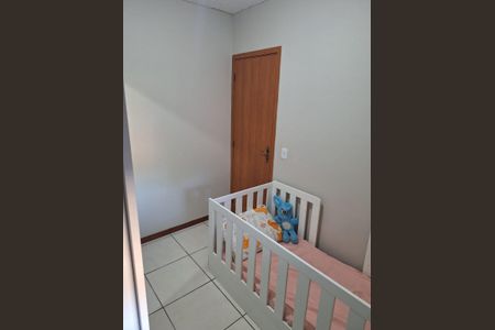 Quarto 2 de casa à venda com 2 quartos, 42m² em Restinga, Porto Alegre