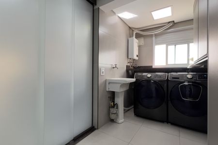 Apartamento à venda com 110m², 2 quartos e 2 vagasCozinha e Área de Serviço