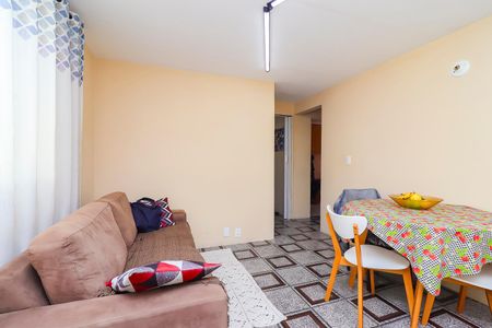 Sala de apartamento à venda com 2 quartos, 58m² em Itaquera, São Paulo