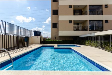 Apartamento à venda com 62m², 2 quartos e 1 vaga Apartamento à venda com 62m², 2 quartos e 1 vagaÁrea comum - Piscina