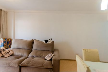 Apartamento à venda com 62m², 2 quartos e 1 vaga Apartamento à venda com 62m², 2 quartos e 1 vagaSala