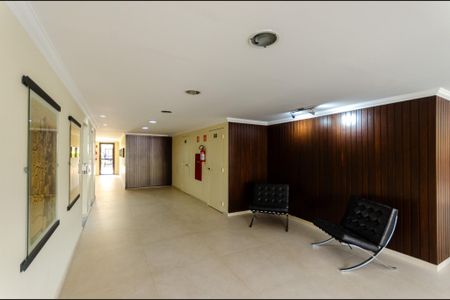 Apartamento à venda com 62m², 2 quartos e 1 vaga Apartamento à venda com 62m², 2 quartos e 1 vagaHall de entrada