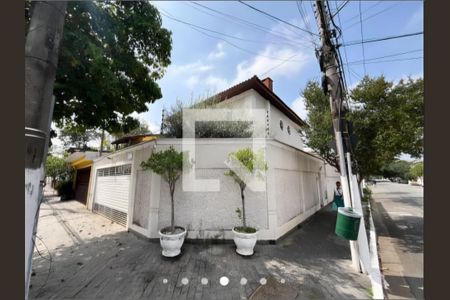 Fachada de casa à venda com 3 quartos, 241m² em Vila da Saúde, São Paulo