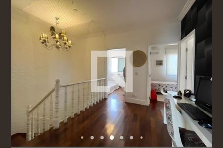 Sala de casa à venda com 3 quartos, 241m² em Vila da Saúde, São Paulo