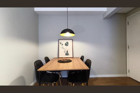 Apartamento à venda com 45m², 2 quartos e 1 vaga Apartamento à venda com 45m², 2 quartos e 1 vagaSala